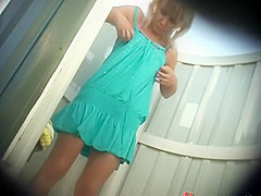 Awesome pussy caught in a beach cabin