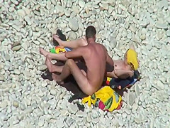 Spying a hot woman from wet to dry