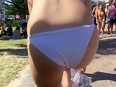 Moral dilemma between two teen girls