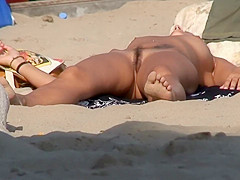 Big butt fucked under an umbrella