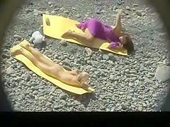 Skinny nudist with trimmed pussy and tiny tits