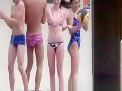 Peeping young highschoolers in beach campament