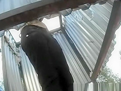 Dressing stall on the beach.