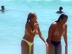 Hot beach boobs