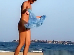 Nudist women caught by voyeur