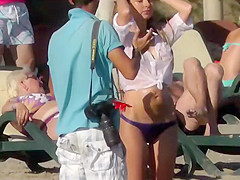 Voyeur stumbled on a photo session