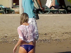 Voyeur stumbled on a photo session