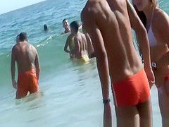 Nice round ass chick in bikini