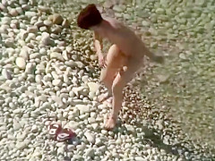 Voyeur checks her ass and pussy