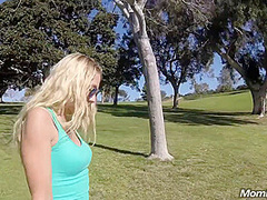 Mother I´d Like To Fuck Shagged In Park - Outdoor Sex