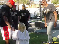 Chloe Foster And Kagney Linn Karter - Bunny Taking Double-penetration