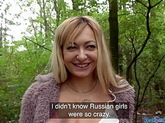 European amateur agrees to fuck in park