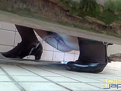 THE GOLDEN FLOW GLOW