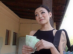 Pierced asian babe gets money for having outdoor public sex