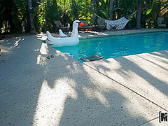 Eliza Jane In Arousing Pigtails Chick Loves Pri