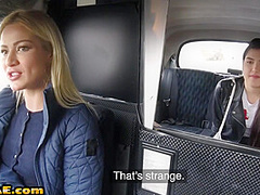 Busty european lesbian pussylicking cabbie on backseat