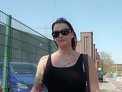 Mature Julia Seduce Anal At Street Casting With German Scout