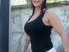 Mature Julia Seduce Anal At Street Casting With German Scout