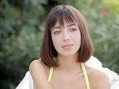 Steamy Hottie Dark Hair Girl Kiki Intervi - Female