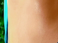 Mia Khalifa In Loves To Suck Dick