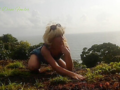 Blonde Women In Beautiful Tight Ass Fingering Pussy Outdoor Near Ocean