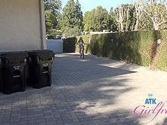 73 - 4k - Lily Adams