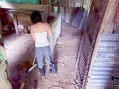 Farm Girl Is Bitten By An Insect I Help Her But The Situation Is Hot . I Cum In Her Face