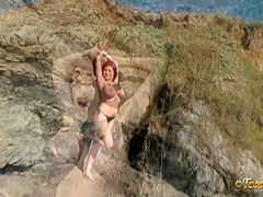 Tessa Fowler - Topless Gold 2
