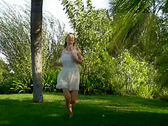 Hot Girl Girl Fun! Lesbians Aidra Fox And Madi Meadows Eating Pussy!