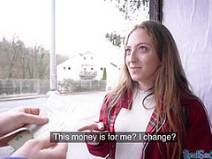 Pickedup euro babe fucked outdoors in erotic couple