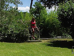 Gorgeous On The Grass - Danielle Maye