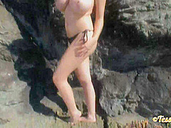 Tessa Fowler - Topless Gold 1