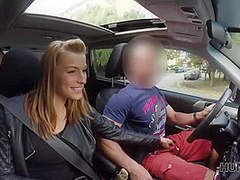 Cash Motivated Guy To Let His Hottie Gf Have Fun With Victoria Daniels