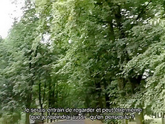 Hottie Liliane Trompe Son Petit Ami Pour De Largent Dans Le Parc