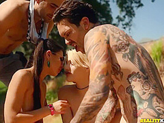 Horny Slut Gets Fucked In Front Of Her F - Paige Owens And Small Hands