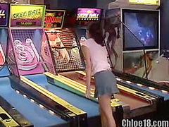 Teen fingers herself in her car