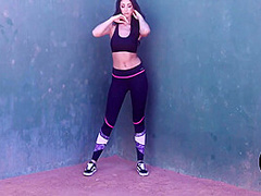 Anya Leigh Sexy Workout