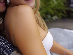 Honour May, Dane Jones And Chris Diamond In Brit Babe Hot Blowjob And Intimate Outdoor Creampie