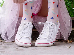 Eva Elfie - Gorgeous Teasing Us With Her Beautiful Smile And Perfect Body Outdoors