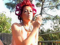 Tessa Fowler - Hair Roller Chic 3