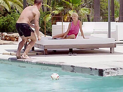 Miriama Kunkelova - Sexy Blonde And Her Man Enjoy Oral Sex Games Outdoors