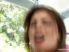 Meeting Her Outdoors And Inviting For A Quicky