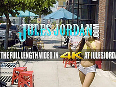 Nympho Gives Road Head Before She Fucks A Bbc With Prince Yahshua And Gianna Dior