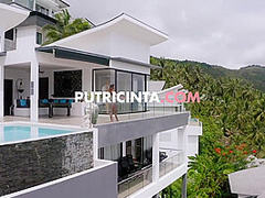 Putri Cinta - Stunning Masturbating Sensually