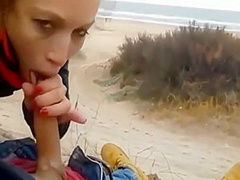 Pipe Et Baise Dans Les Dunes