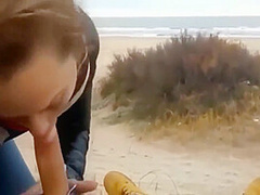 Pipe Et Baise Dans Les Dunes