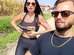 Lady Muffin In Are Jogging