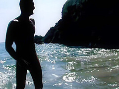 Gets A Nice Double Penetration At The Beach With Isabelle Solis