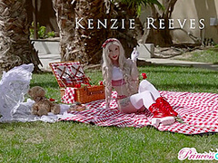 Kenzie Reeves In June 2021 Flavor Of The Month