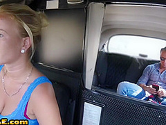 Blonde Czech cabbie sucks off her passenger before sex